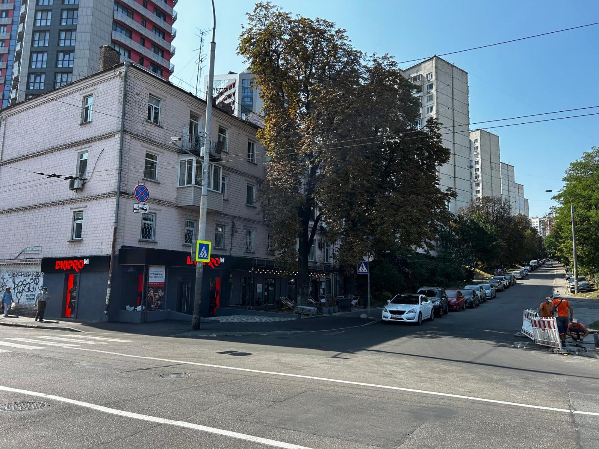 Apartment Near Train Station And Close To City Center Kiev Eksteriør billede